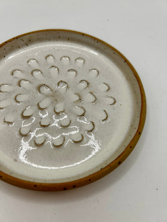 Garlic Grater Plate - Ivory