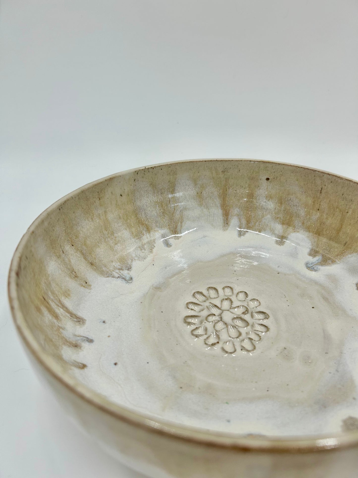 Prep + Salad Bowl with Garlic Grater - Umber