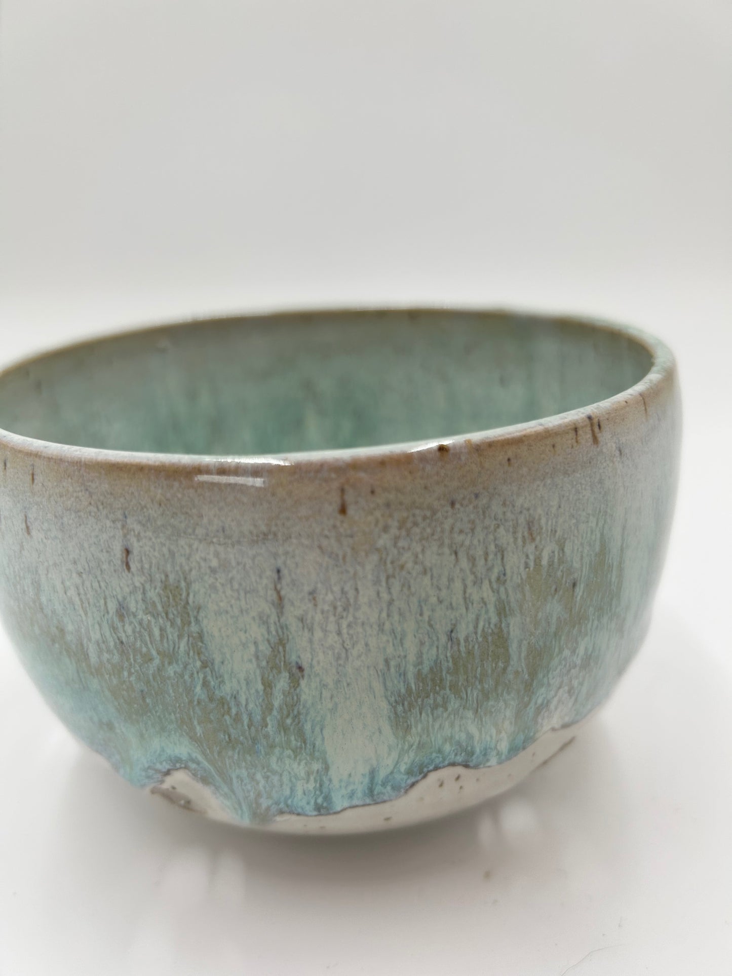 Berry Bowl – Rustic Colander & Fruit Strainer with Reactive Glaze - Green Tea