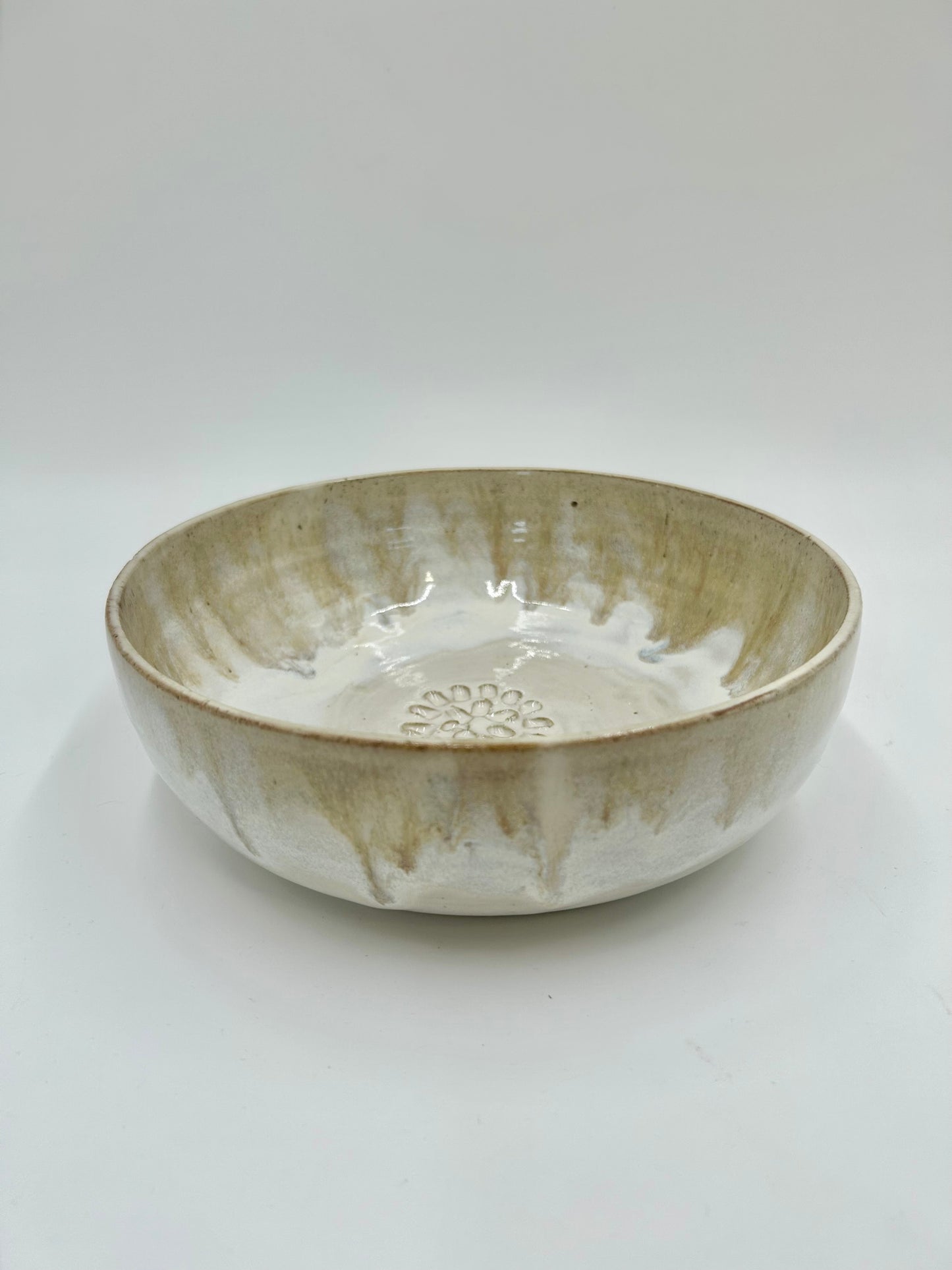 Prep + Salad Bowl with Garlic Grater - Umber