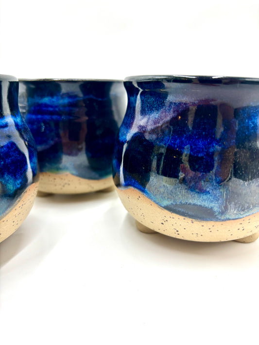 Cauldron Candle - Amber and Sandalwood