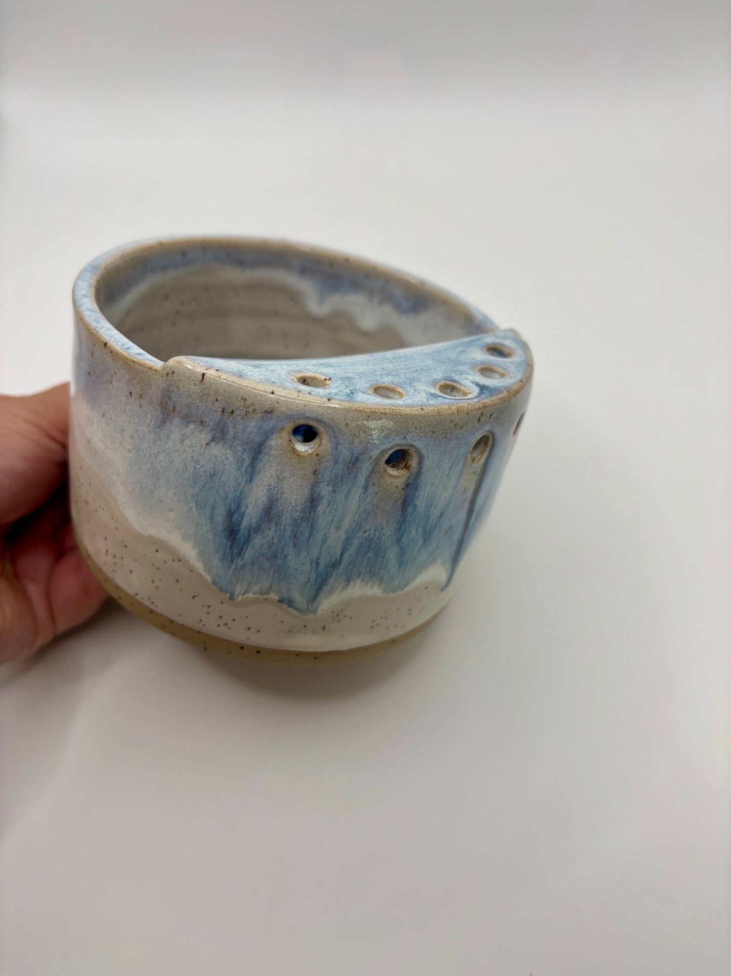 Fruit & Berry Strainer - Blue Sea
