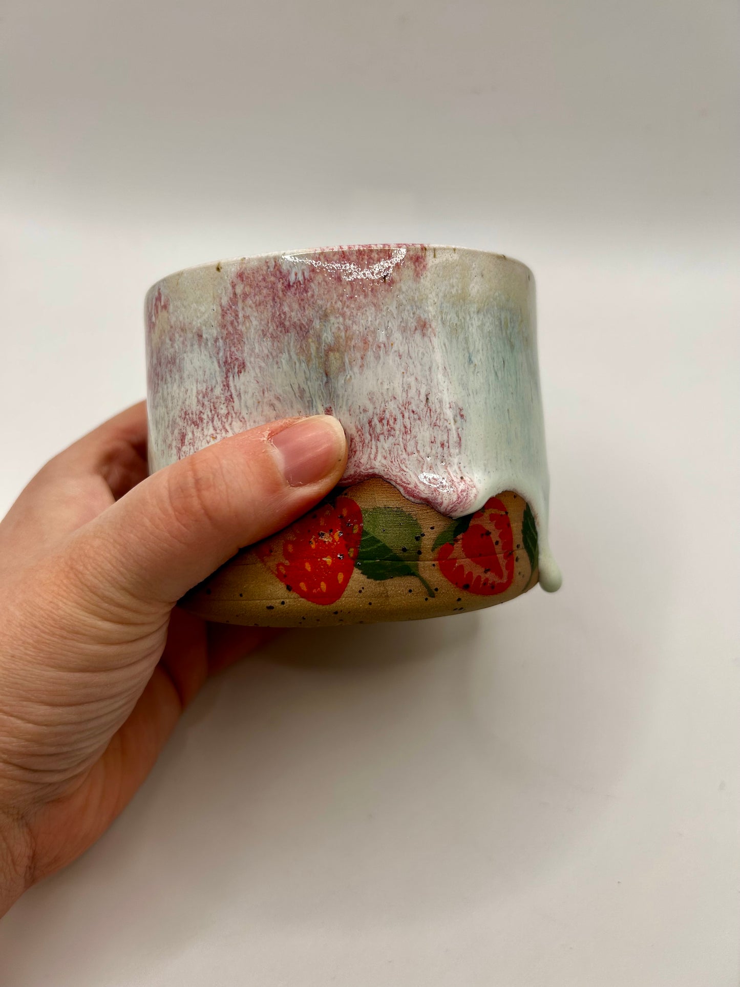 Fruity Handle Less Mug - Strawberries