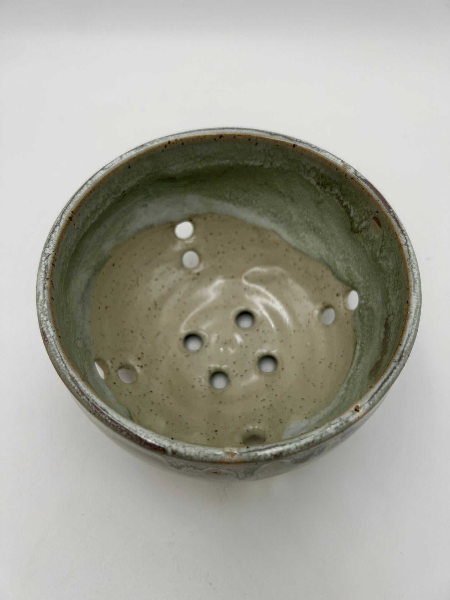 Berry Bowl – Rustic Colander & Fruit Strainer - Sage