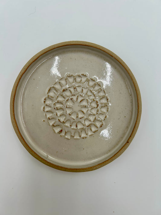 Garlic Grater Plate - Ivory