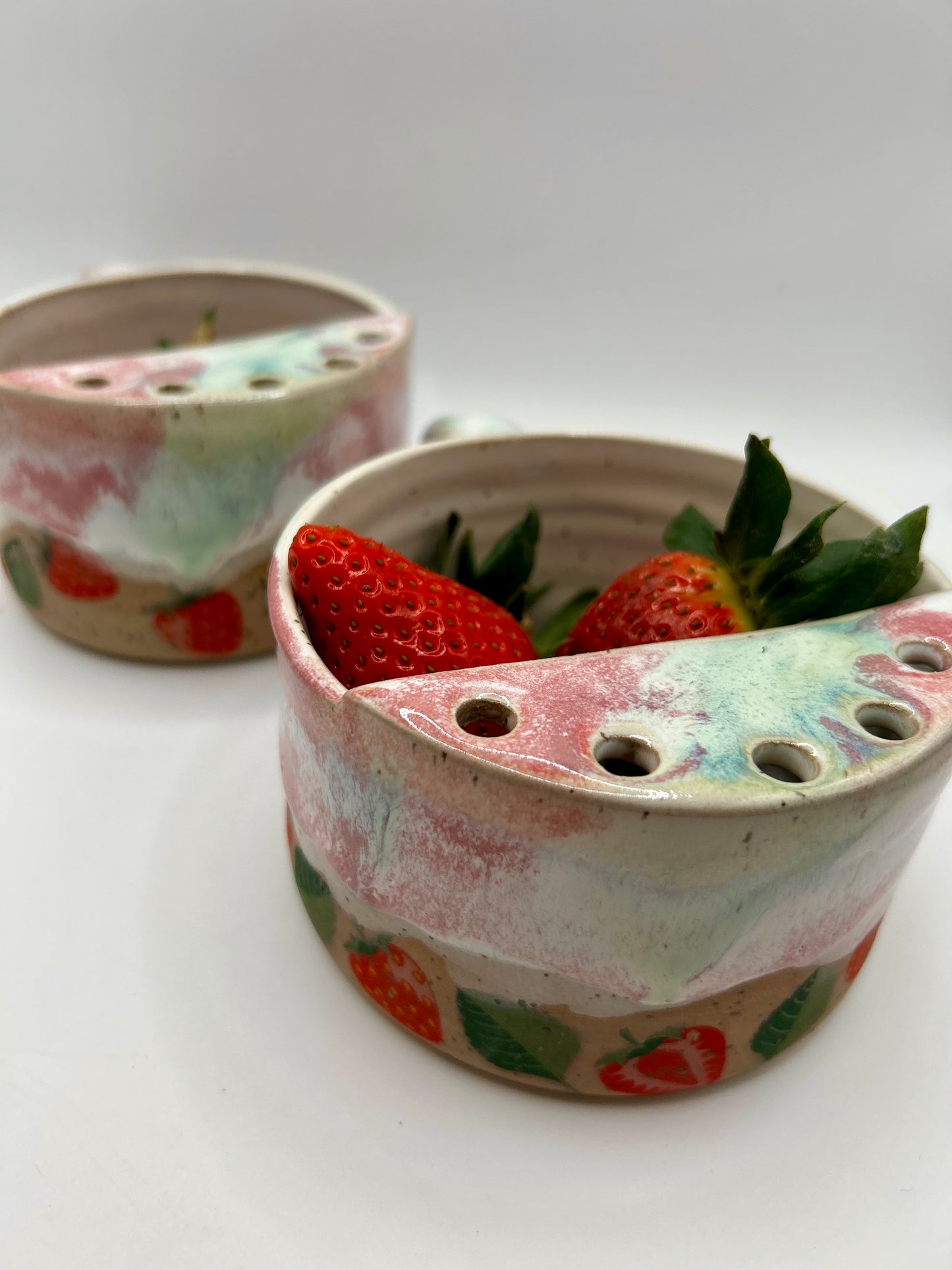 Fruity Berry Strainer - Strawberries