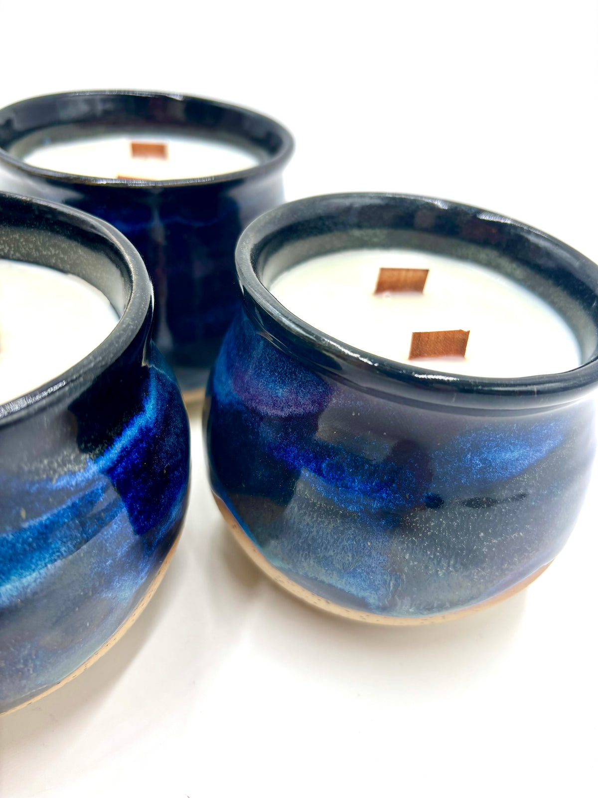 Cauldron Candle - Amber and Sandalwood