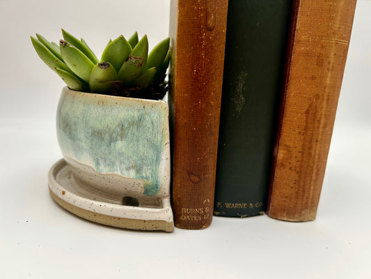 Bookend / Windowsill Planter - Green Tea