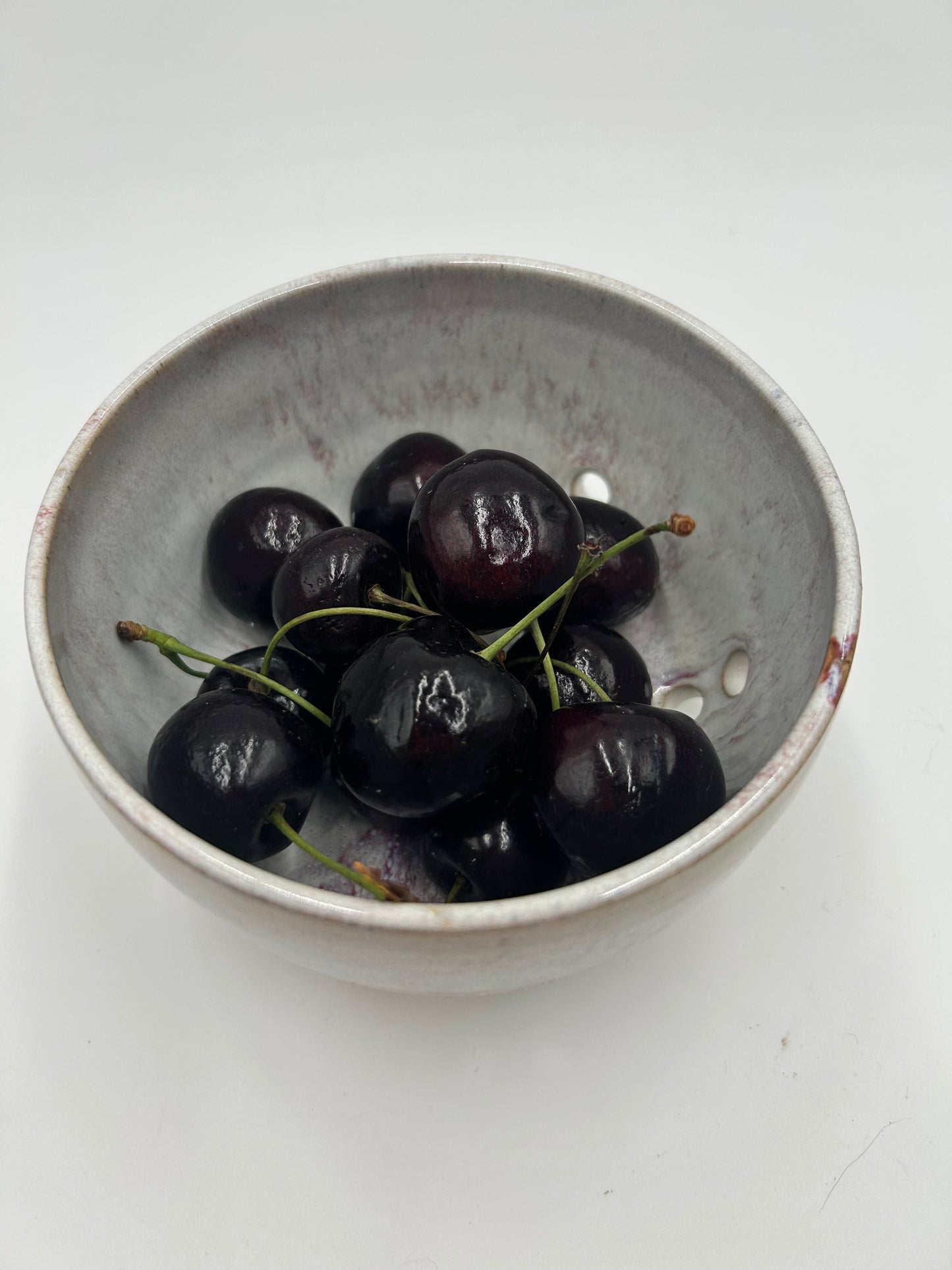 Berry Bowl – Rustic Colander & Fruit Strainer with Reactive Glaze - Plum