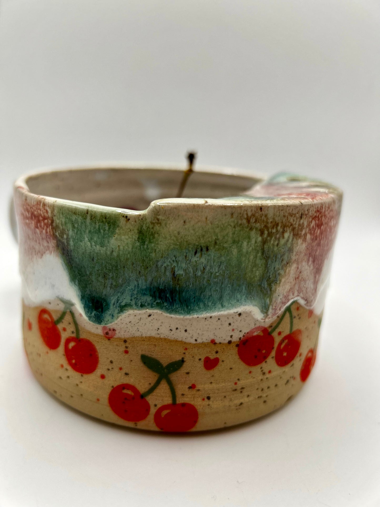 Fruity Berry Strainer - Cherries