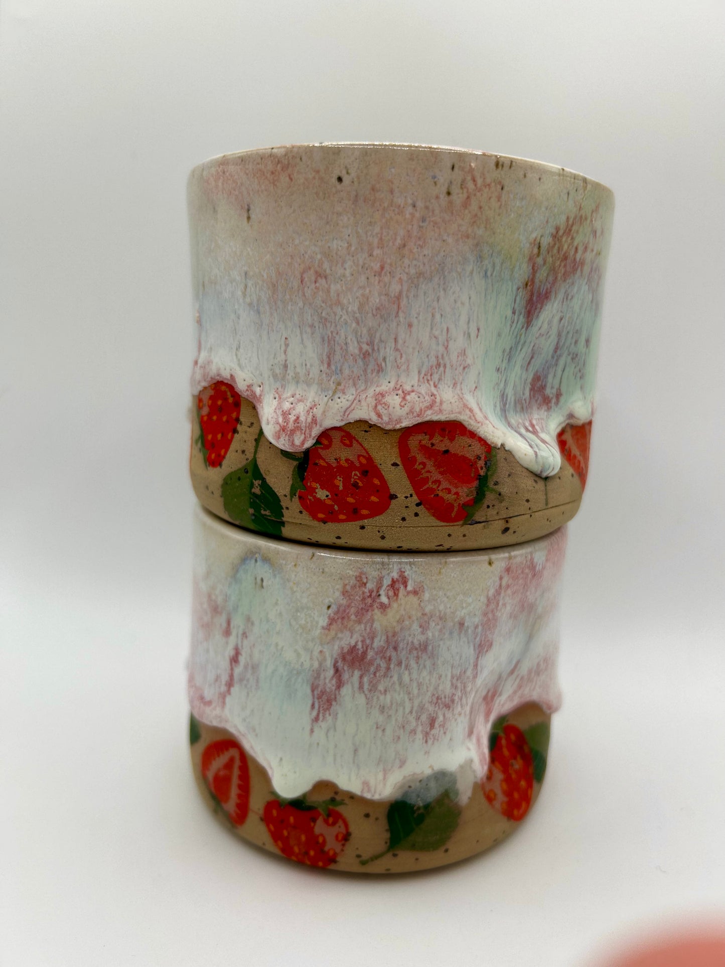 Fruity Handle Less Mug - Strawberries