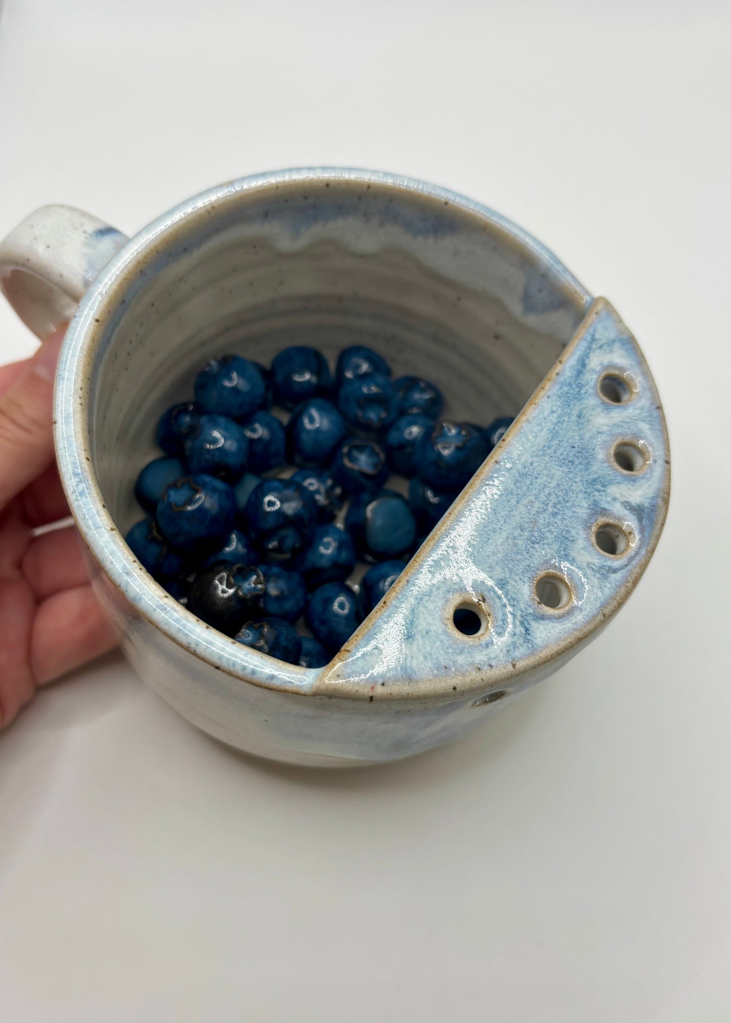 Fruit & Berry Strainer - Blue Sea