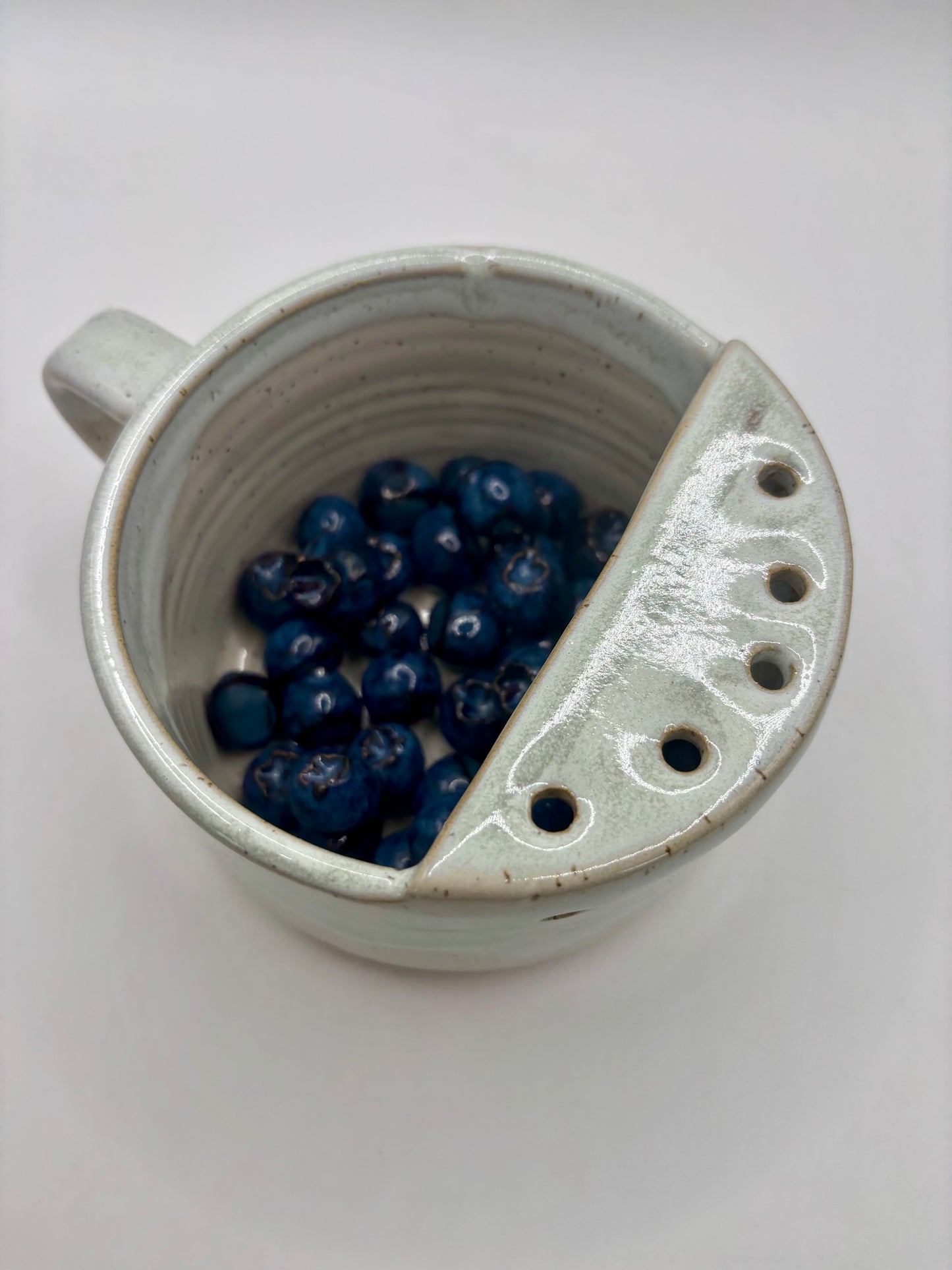 Fruit & Berry Strainer - Sage
