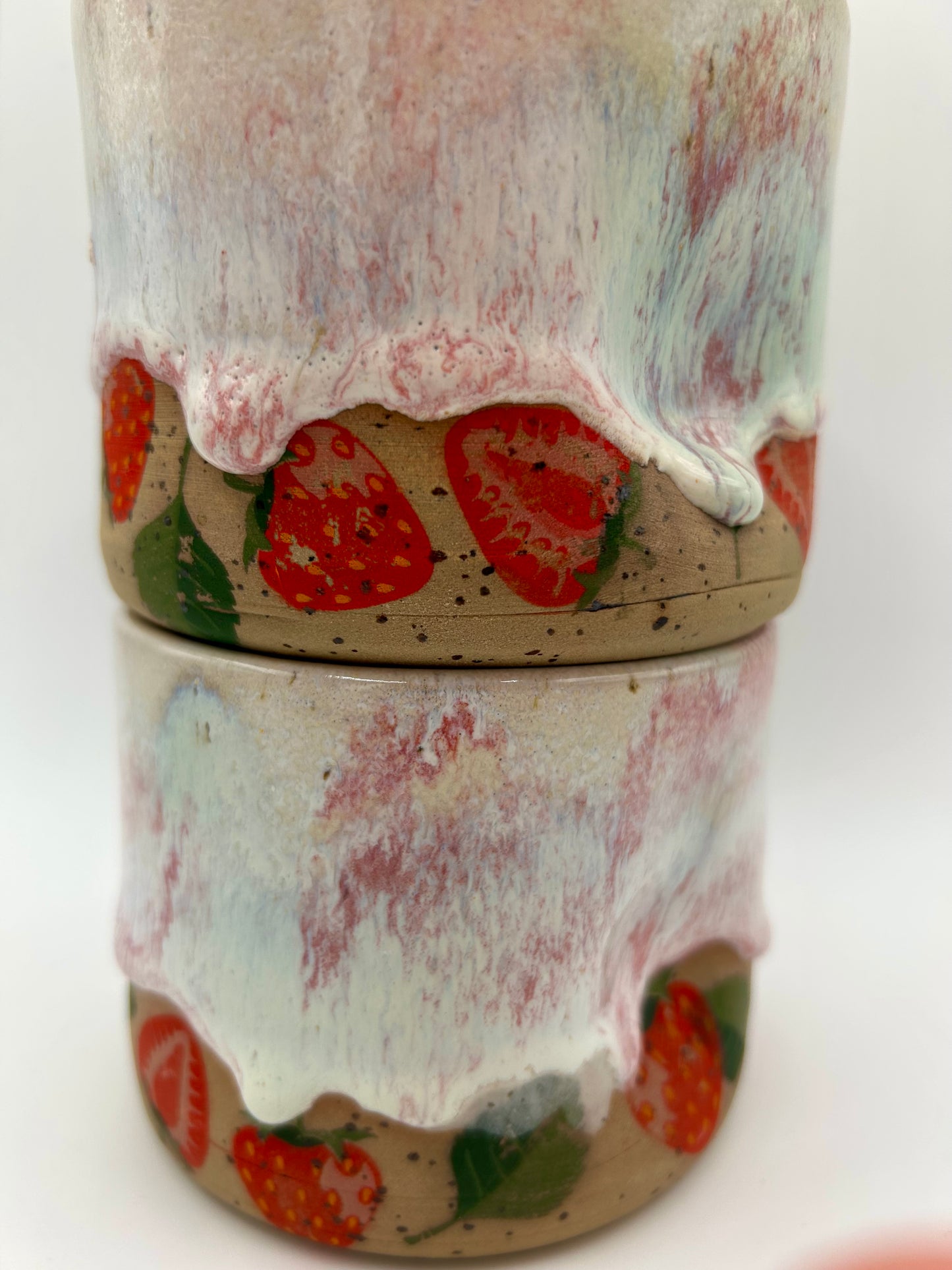 Fruity Handle Less Mug - Strawberries