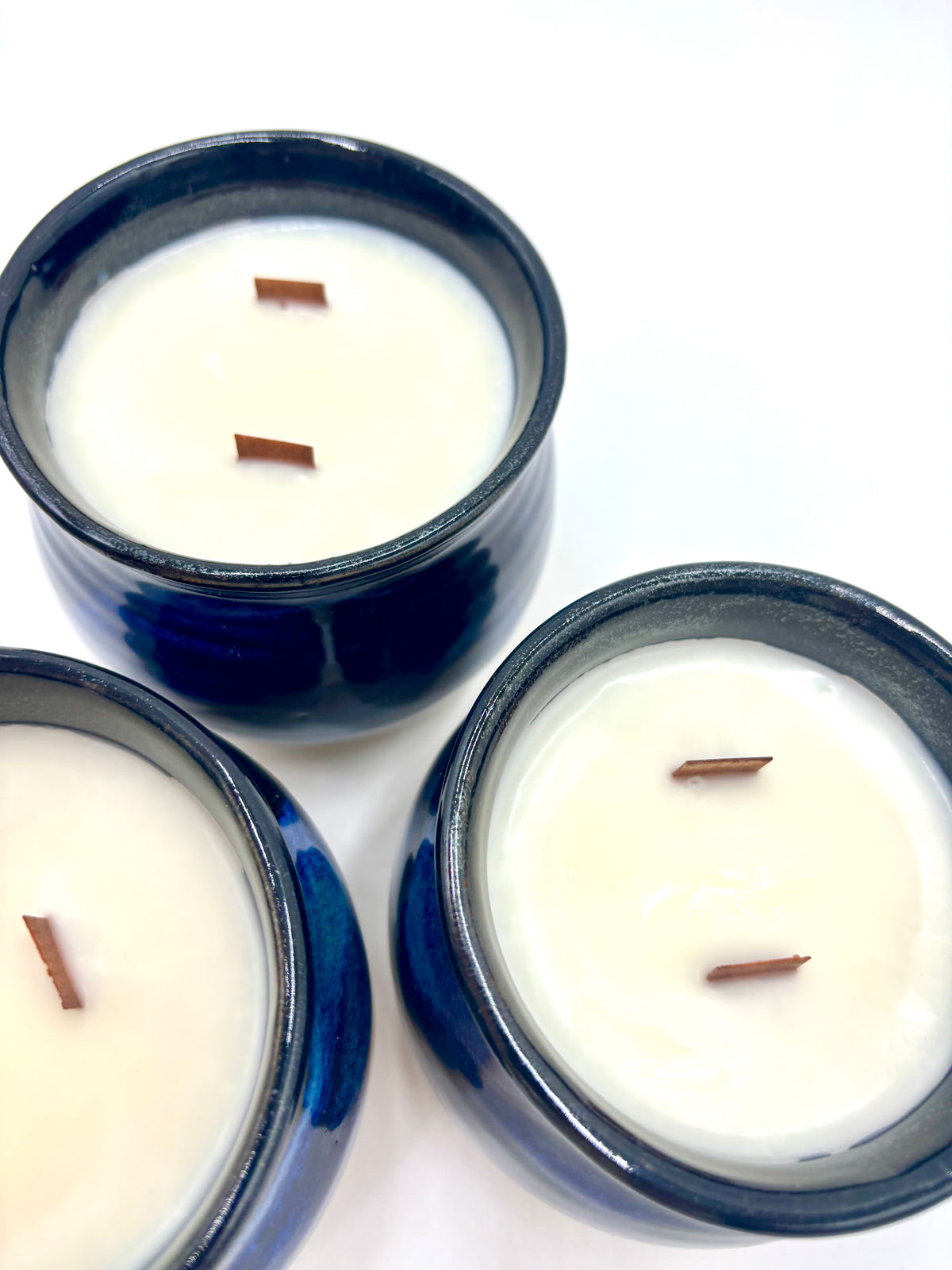 Cauldron Candle - Amber and Sandalwood