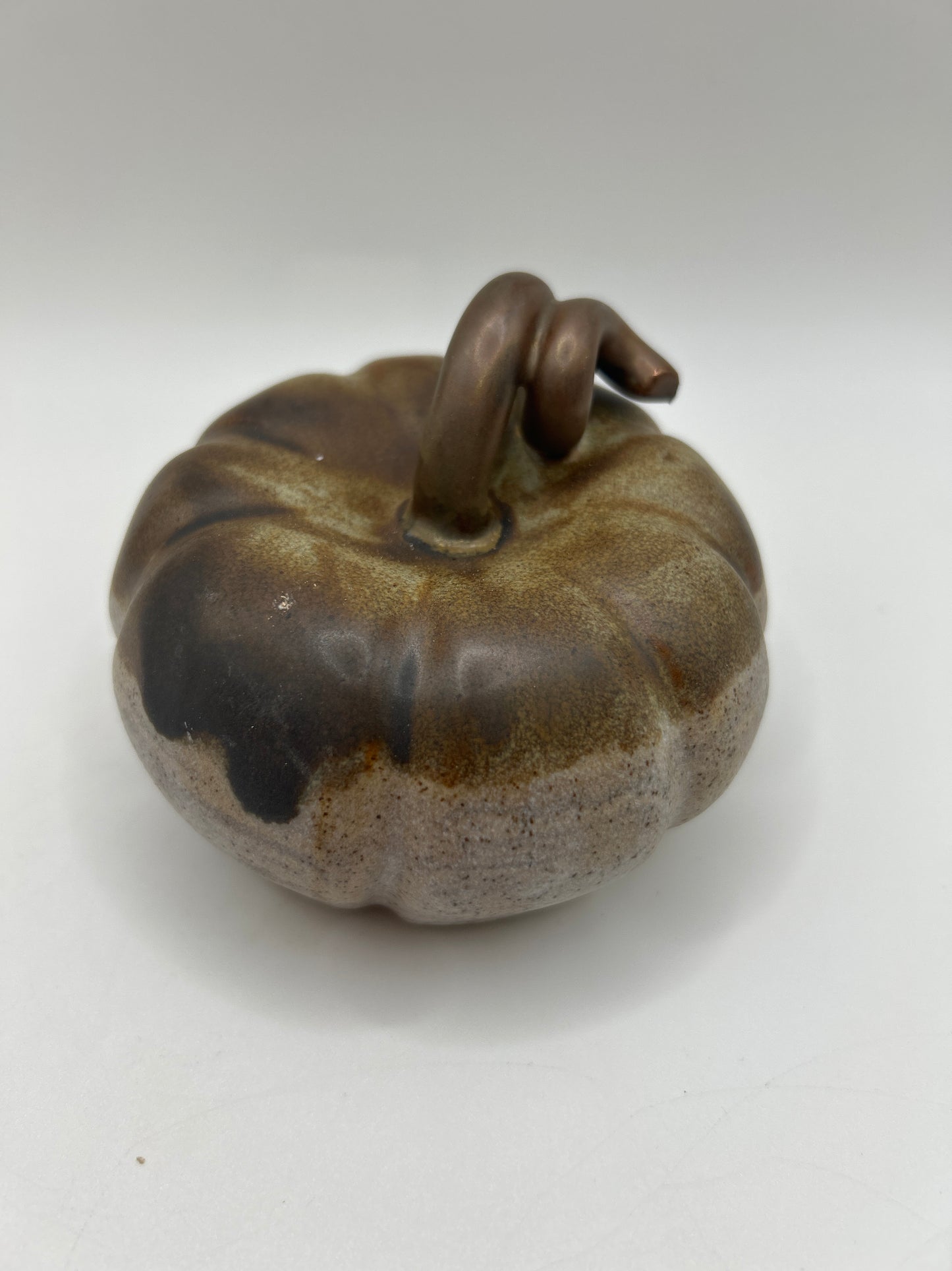Pumpkin #32 - Medium Brown Speckle