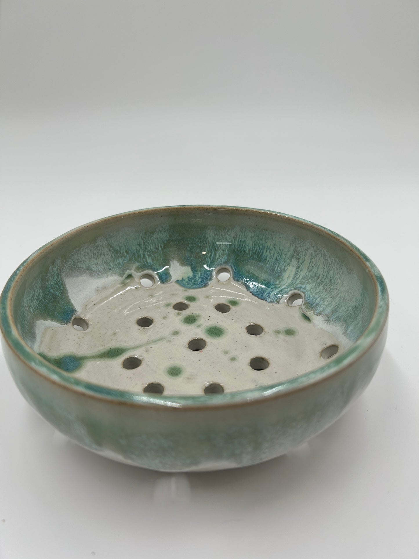 Wide Berry Bowl – Rustic Colander & Fruit Strainer with Reactive Glaze - Green Tea