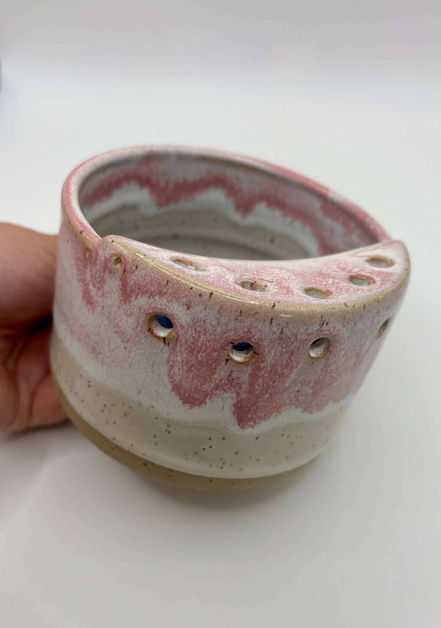 Fruit & Berry Strainer - Raspberry