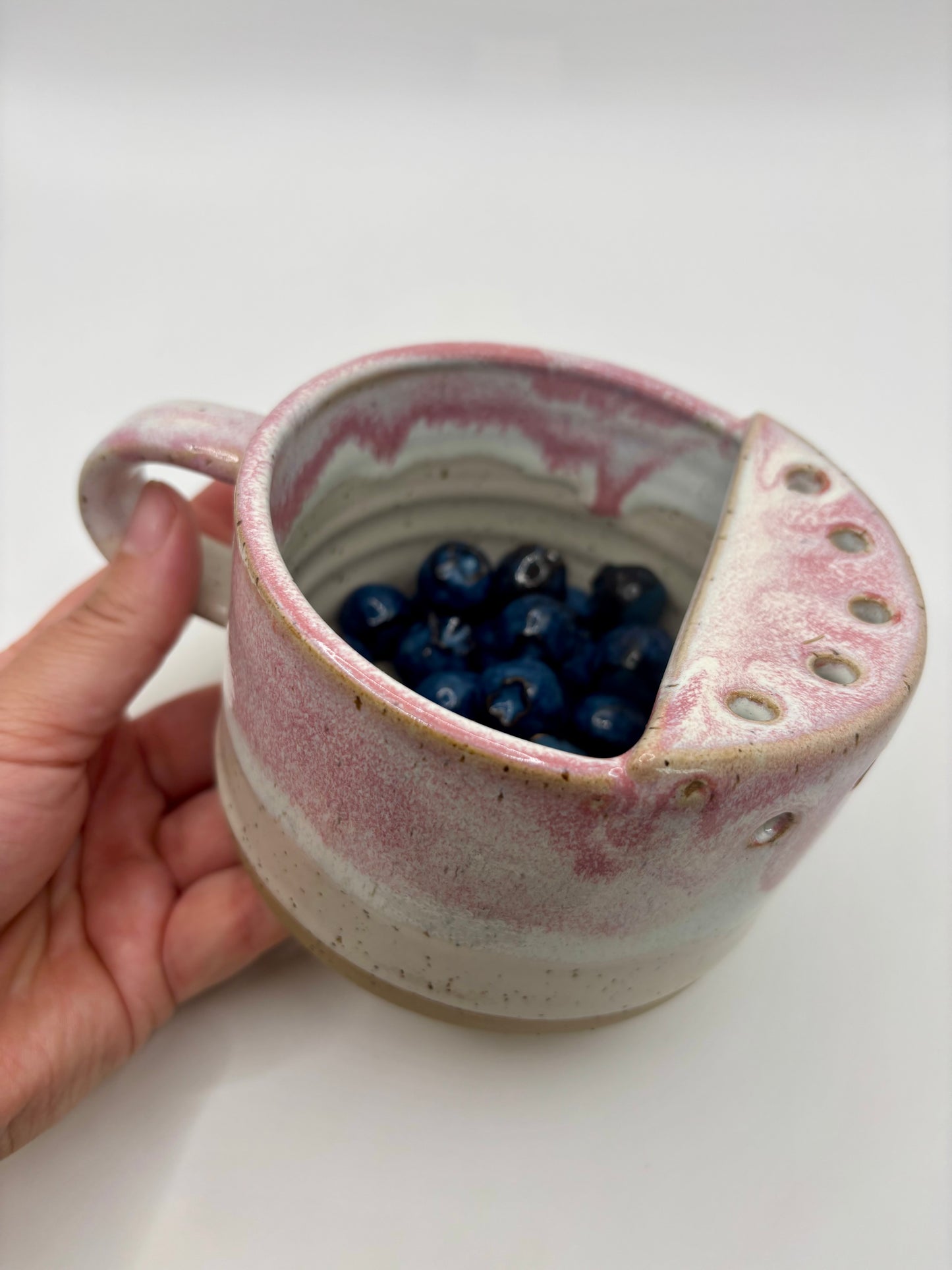 Fruit & Berry Strainer - Raspberry
