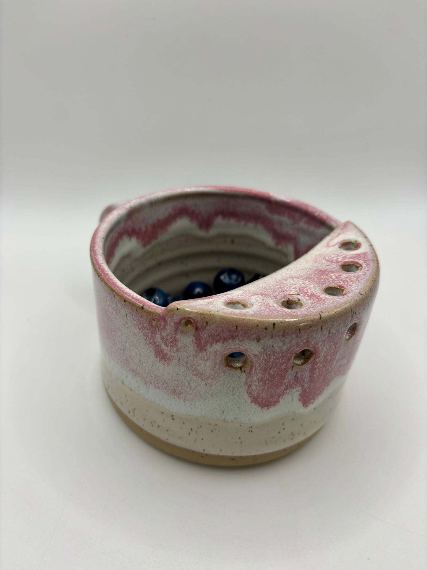 Fruit & Berry Strainer - Raspberry